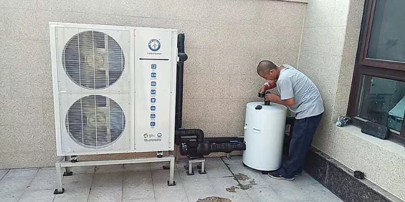 河北唐山一自建房采用紐恩泰空氣源熱泵，滿足采暖和制冷需求